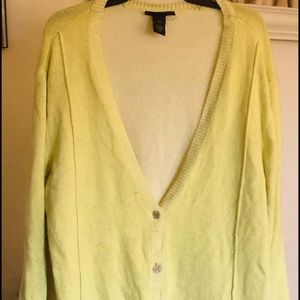Plus Size 22/24 Lane Bryant Lime Green Cardigan